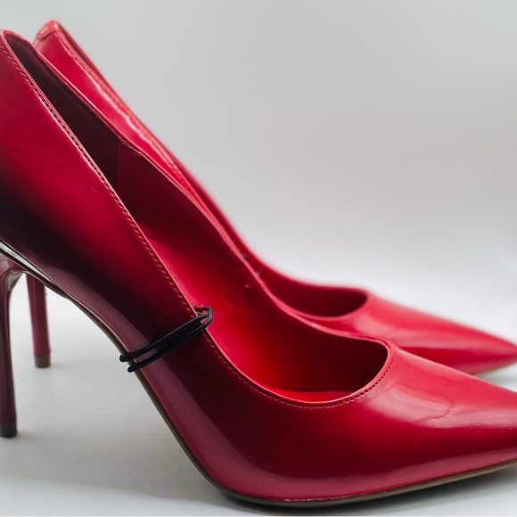 New Marc Fisher women's Red stiletto 4 inch pointed hill (155) - Picture 3 of 8